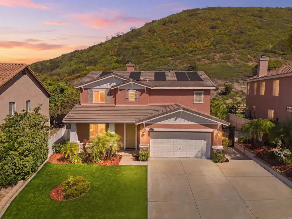 827 Via Barquero, San Marcos, CA 92069 - #1