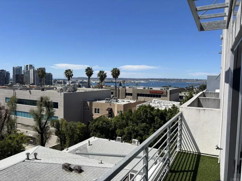 2064 2nd Avenue, San Diego, CA 92101 - #1