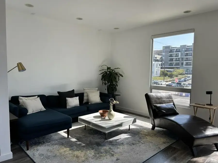 2064 2nd Avenue, San Diego, CA 92101 - #2