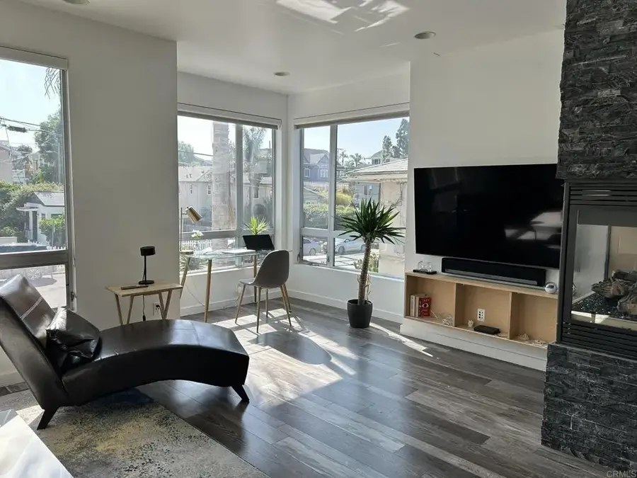 2064 2nd Avenue, San Diego, CA 92101 - #3