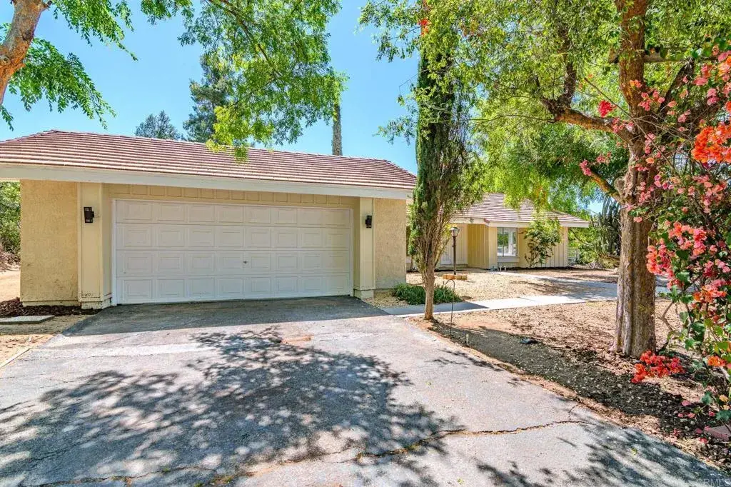 37985 Avenida Bravura, Temecula, CA 92592 - #1