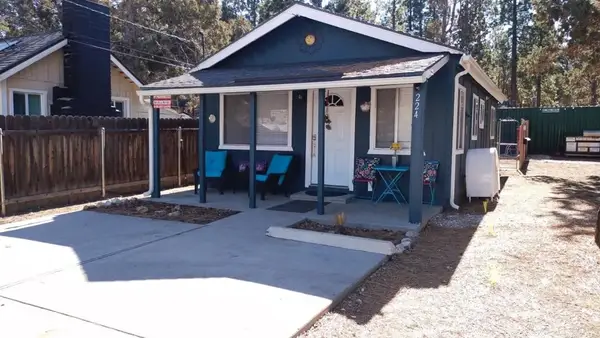 220 Mountain View Bl, Big Bear City, CA 92314