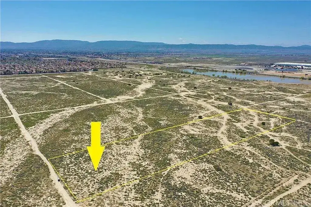 15 Vic, Lancaster, CA 93534 - #1