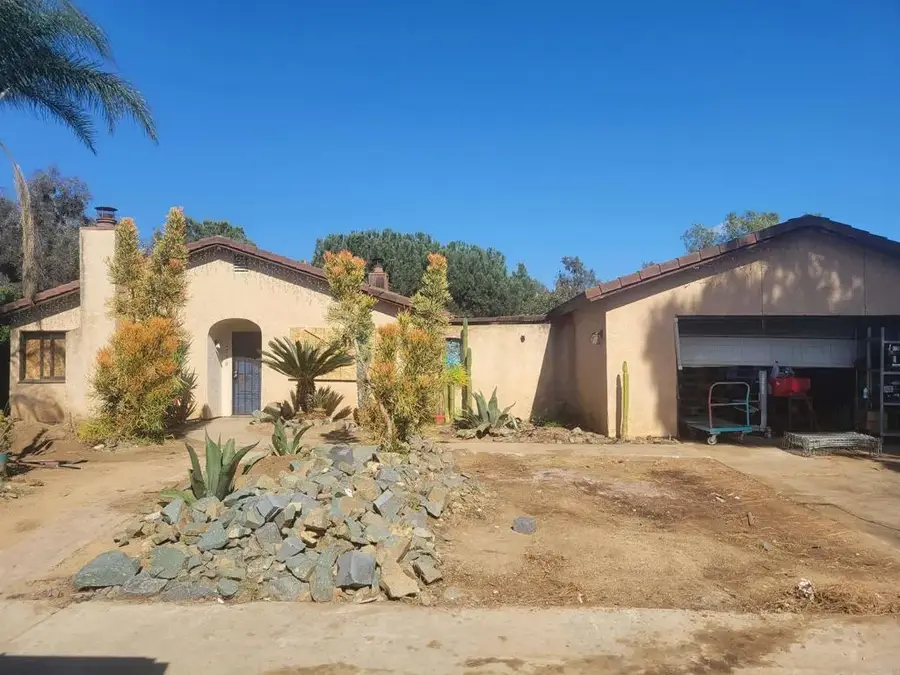 2050 Arboles Place, Escondido, CA 92029 - #2