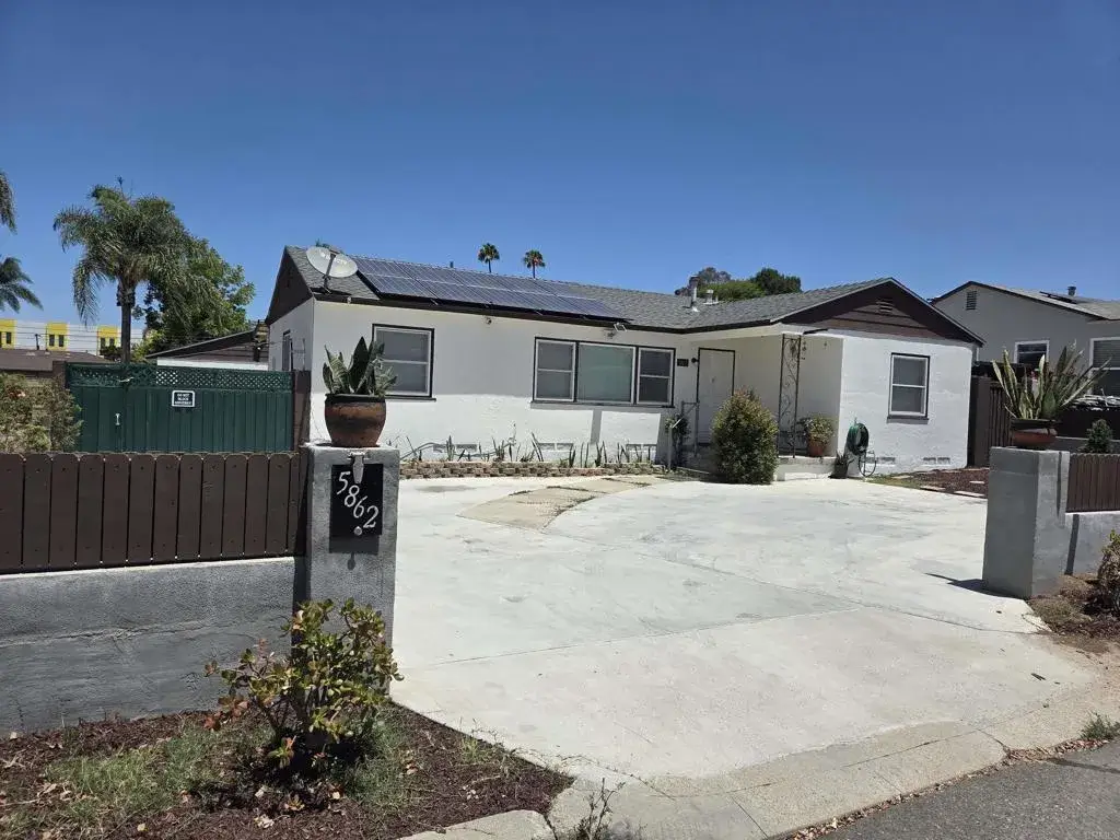 5862 Schuyler St, San Diego, CA 92139 - #1