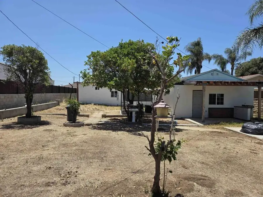 5862 Schuyler St, San Diego, CA 92139 - #3