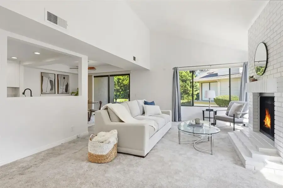10304 Crosscreek, San Diego, CA 92131 - #2