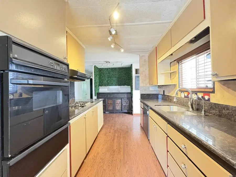 521 Orange Ave, Chula Vista, CA 91911 - #3