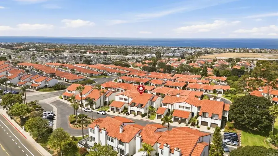 6717 Clover Court, Carlsbad, CA 92011 - #2