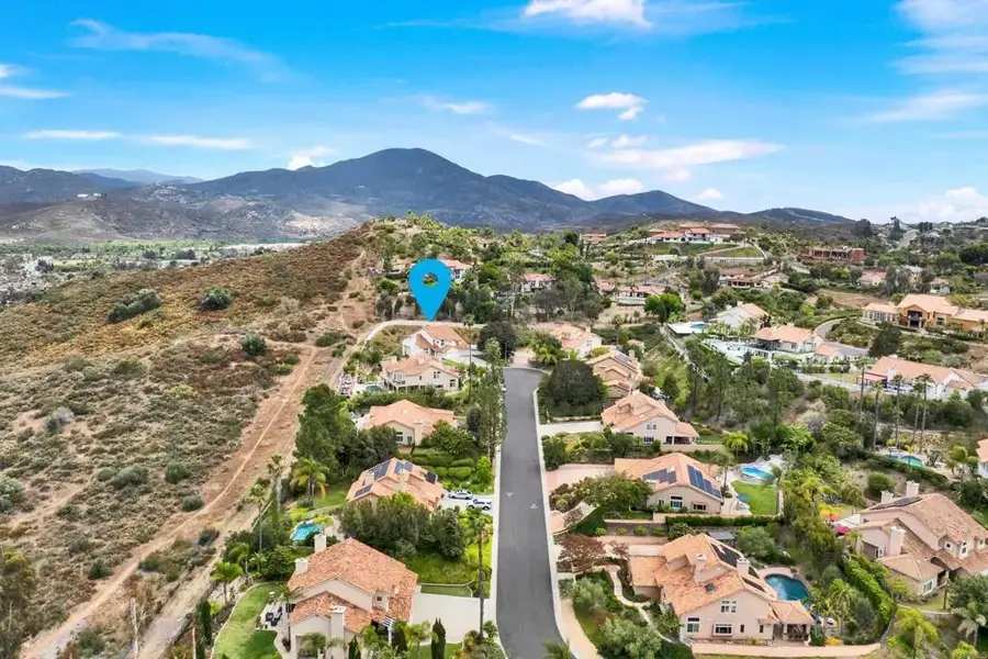 11592 Shadow Ranch Road, La Mesa, CA 91941 - #2