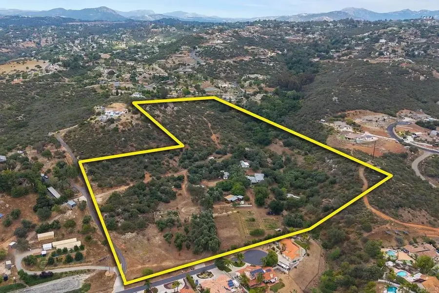 450 Summerhill Ct, Alpine, CA 91901 - #2
