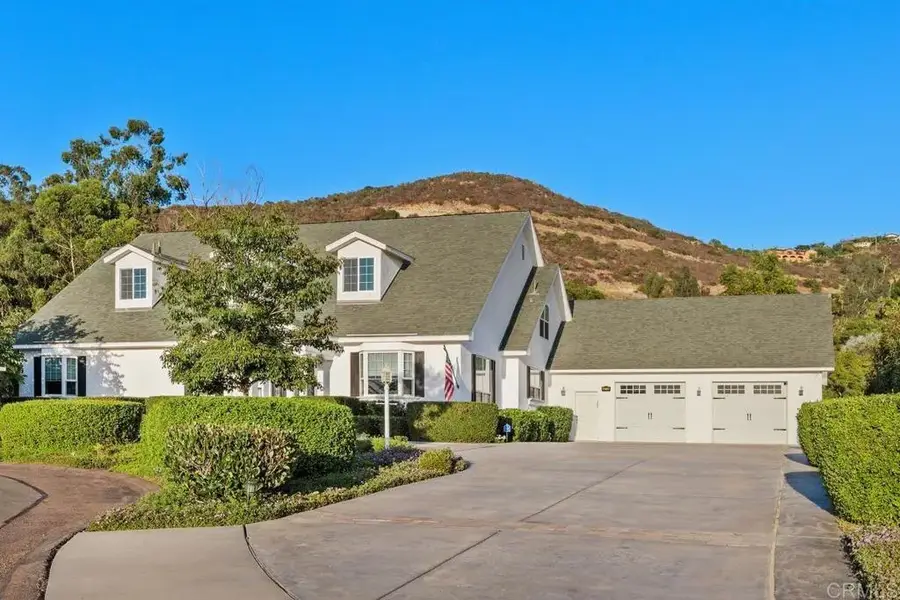 212 Acropolis Way, Vista, CA 92084 - #2