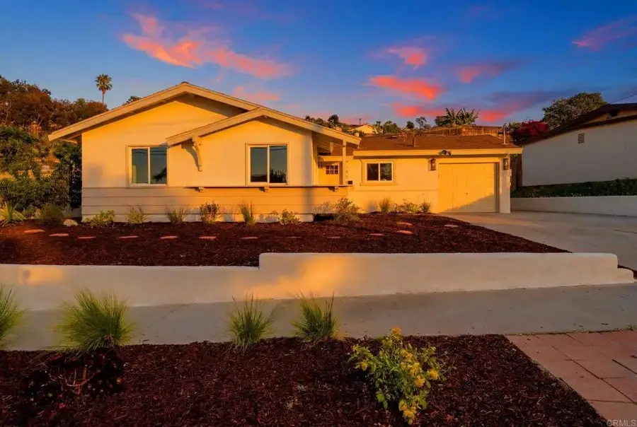 2904 E Barnwell Street, Oceanside, CA 92054 - #3