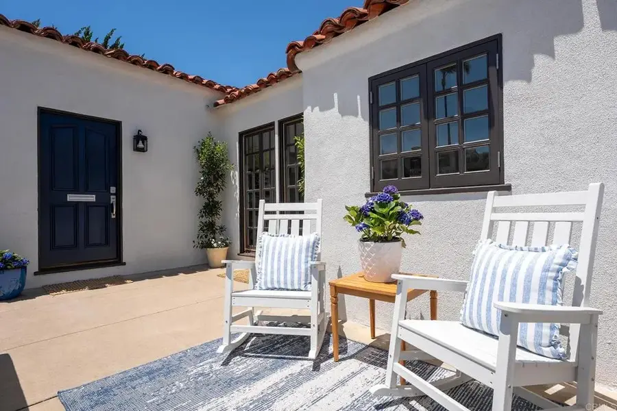 3120 Curtis, San Diego, CA 92106 - #3