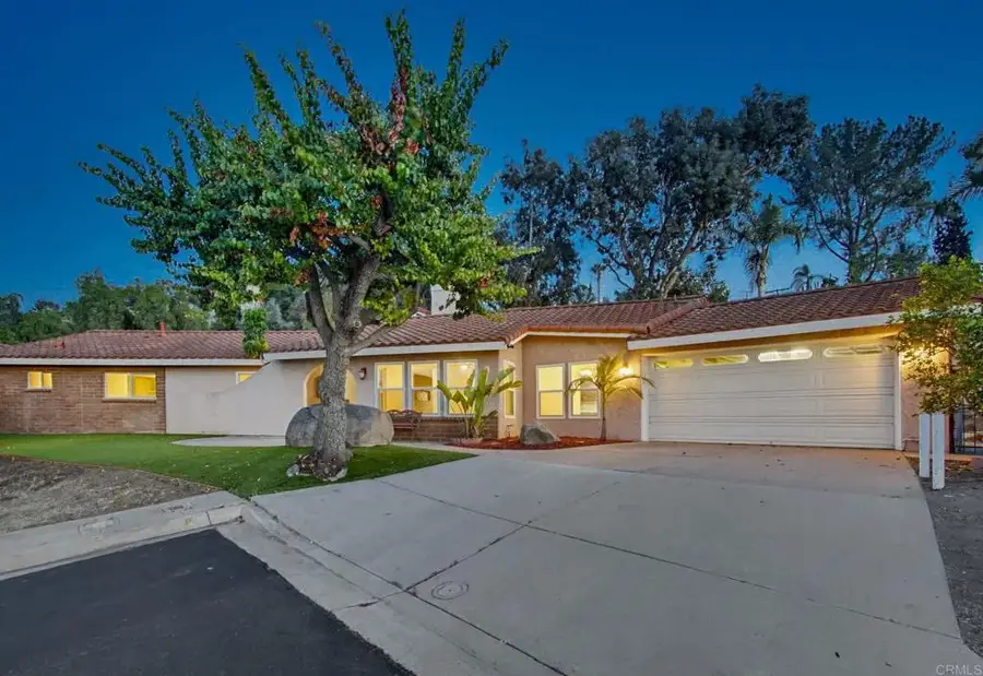 925 E Chase Avenue, El Cajon, CA 92020 - #2