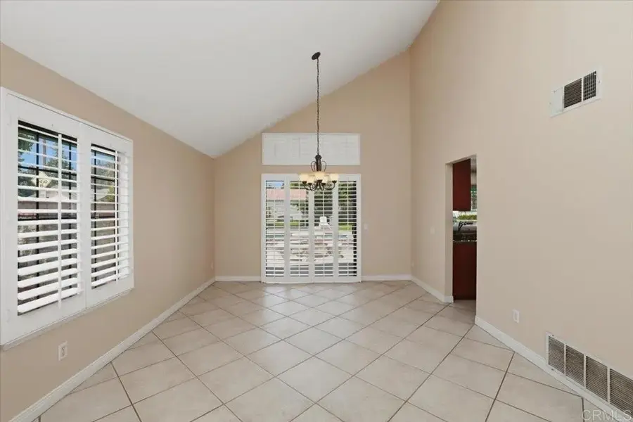 6995 Mission Grove Parkway North, Riverside, CA 92506 - #2