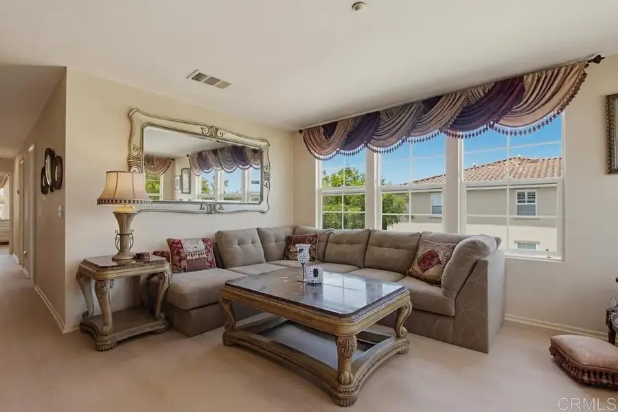 14692 Via Fiesta #10, San Diego, CA 92127 - #2