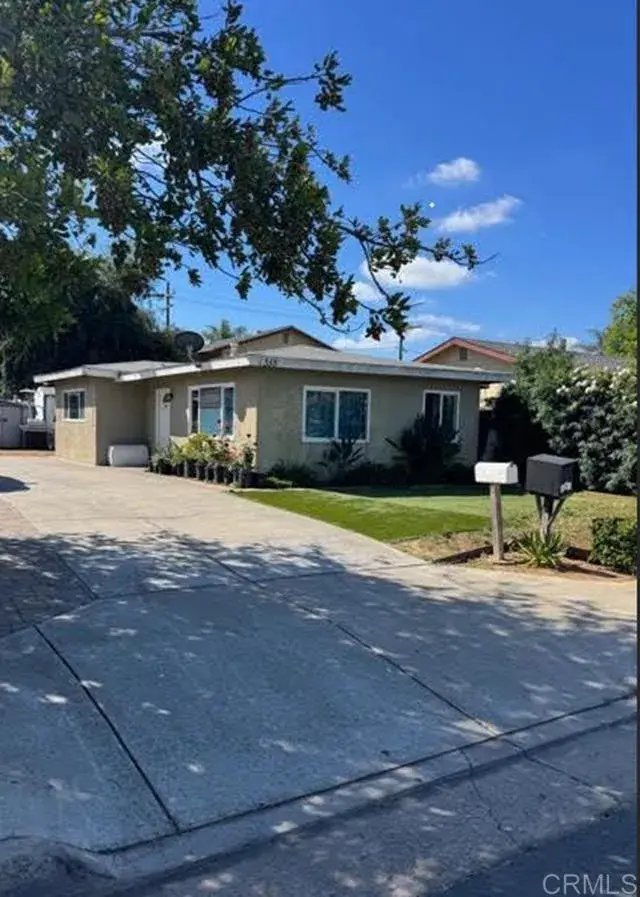 351-55 W 8th Ave, Escondido, CA 92025 - #1