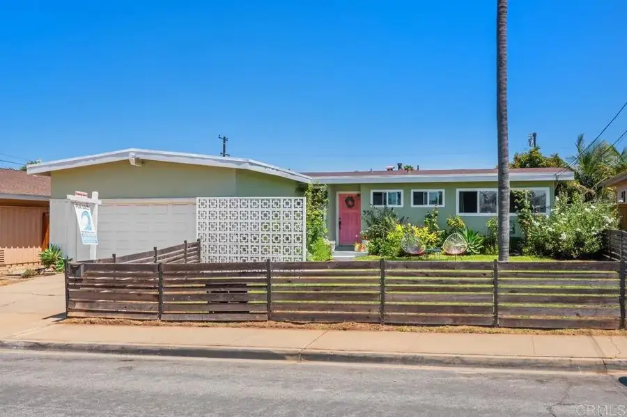 330 Donax Avenue, Imperial Beach, CA 91913 - #2