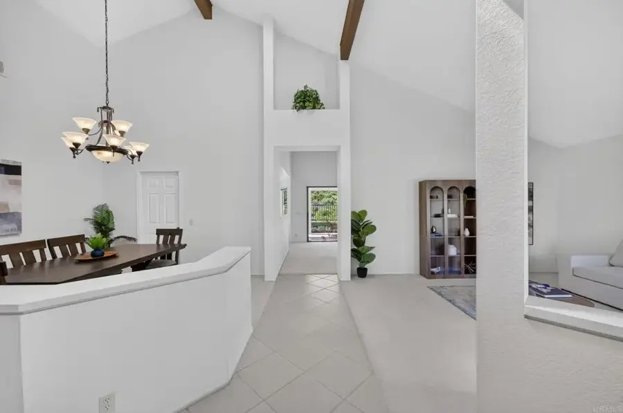 12639 Calle Charmona, San Diego, CA 92128 - #3