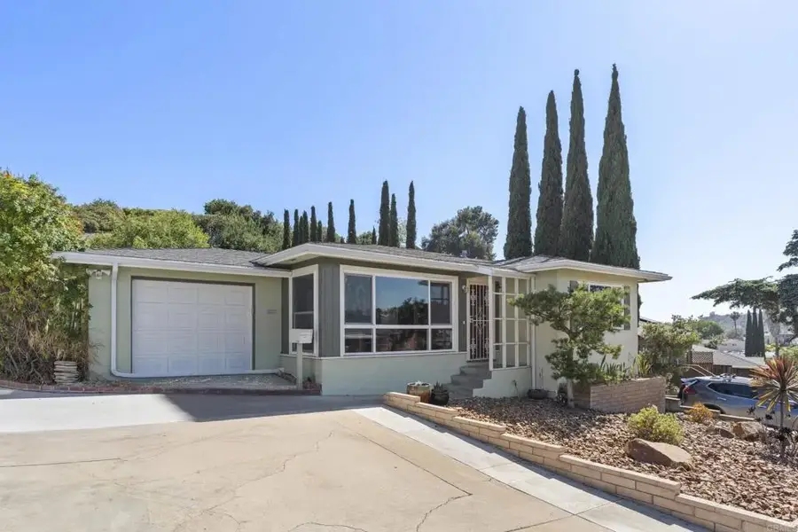 4142 Vista Grande Drive, San Diego, CA 92115 - #3