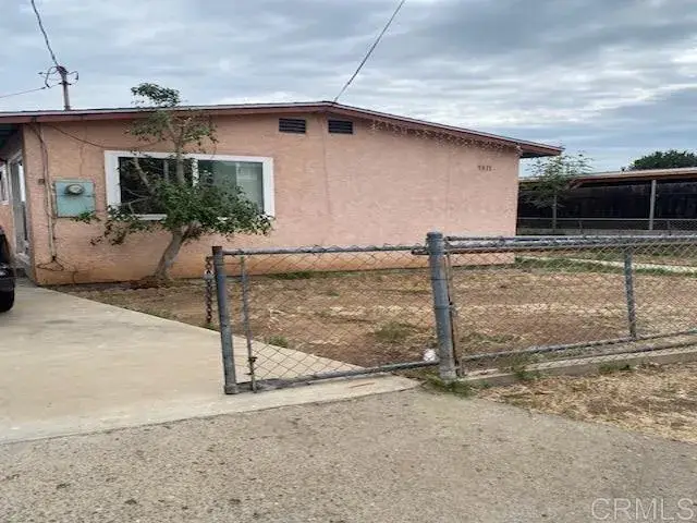 9811 Arapaho Street, Spring Valley, CA 91977 - #1