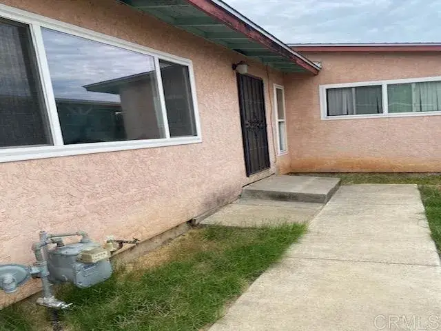 9811 Arapaho Street, Spring Valley, CA 91977 - #2