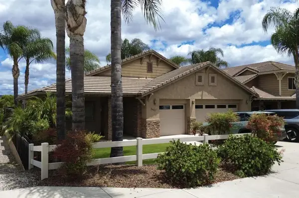 9460 Slope St., Santee, CA 92071