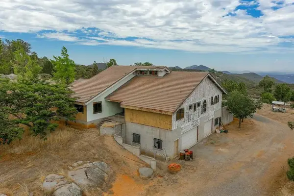 23660 Old Ranch Rd, Alpine, CA 91901