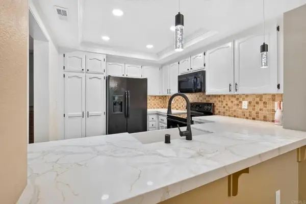 1209 Wren Glen, Escondido, CA 92026
