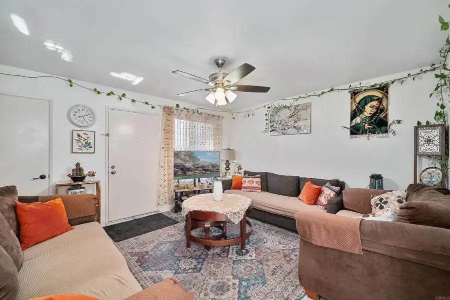 481 S Lincoln Avenue, El Cajon, CA 92020 - #3
