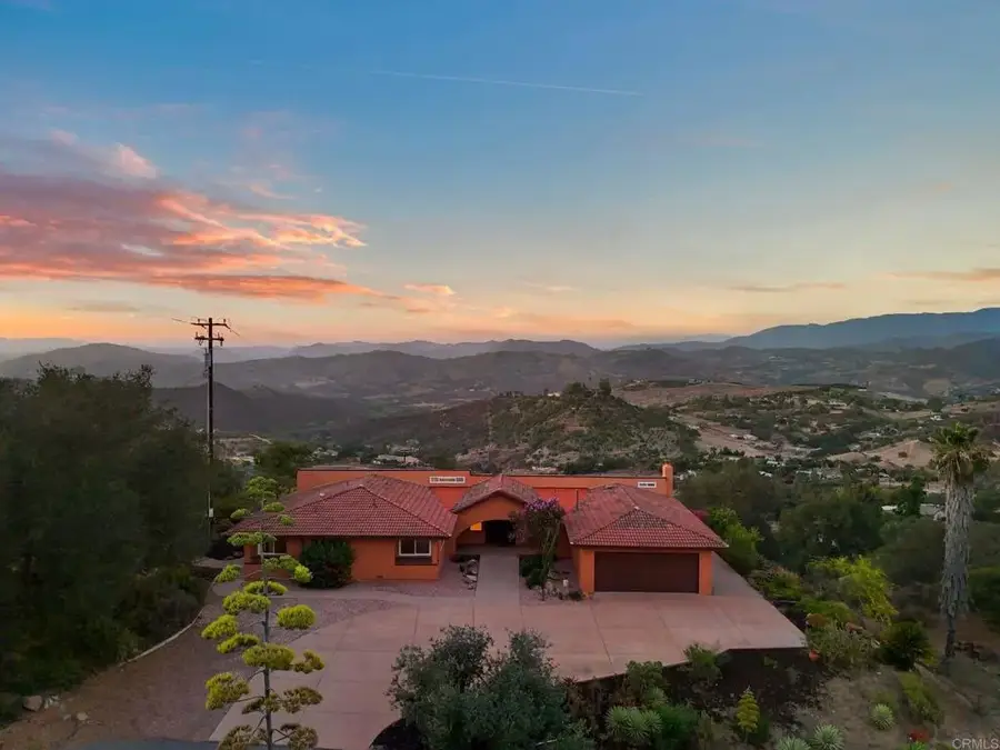 30603 Roadrunner, Valley Center, CA 92082 - #3