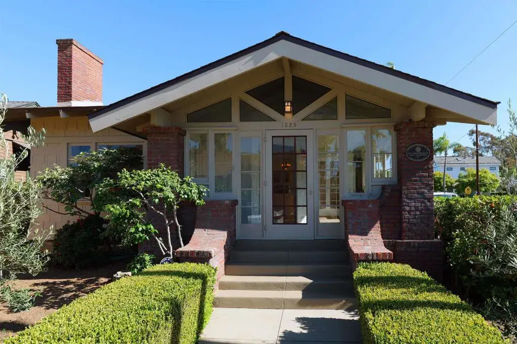 1329 Fort Stockton Dr, San Diego, CA 92103 - #1