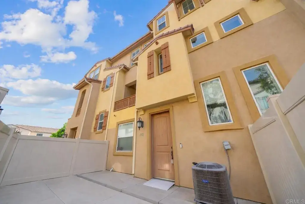 1712 San Francisco, San Diego, CA 92154 - #1