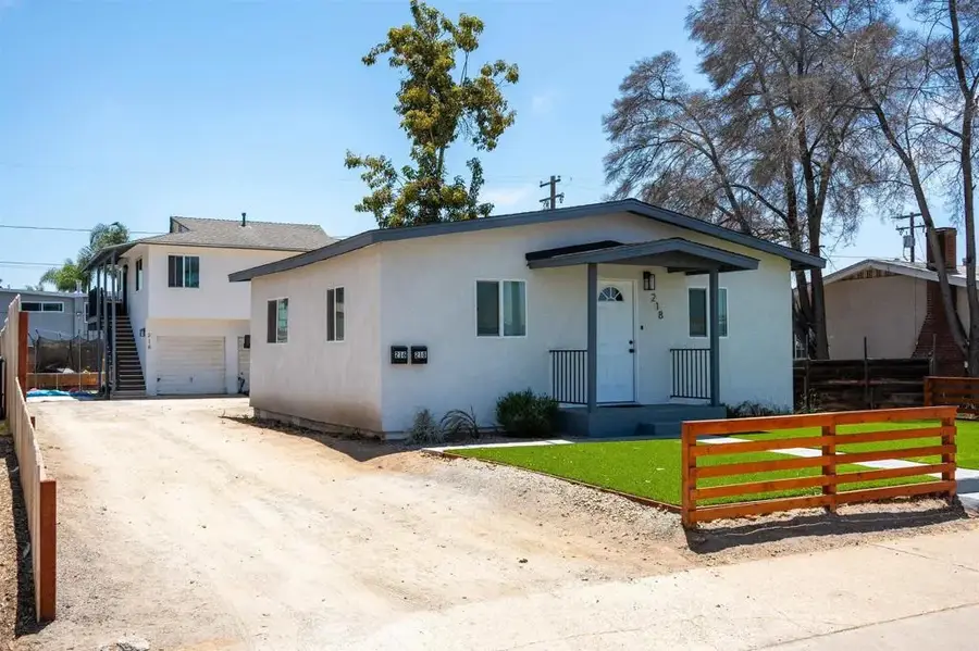 216-218 Alvarado St, Chula Vista, CA 91910 - #2