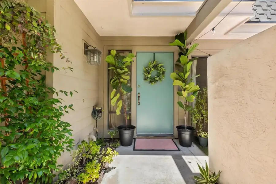 5204 Caminito Solitario, San Diego, CA 92108 - #3