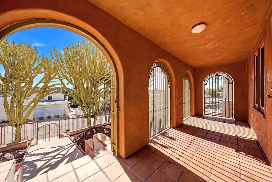 312 Olivewood, San Diego, CA 92113 - #2
