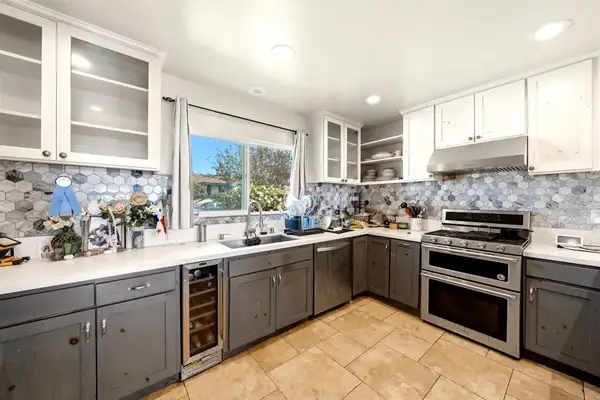 2660 Blackton Drive, San Diego, CA 92105