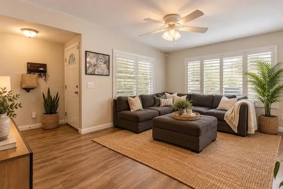 1313 Via Santiago #A, Corona, CA 92882 - #2