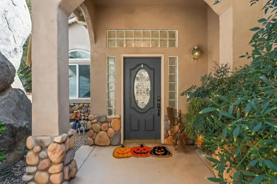 28315 Meadow Glen Way West, Escondido, CA 92026 - #3