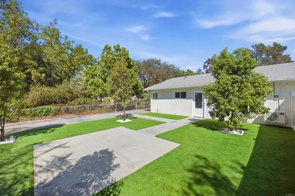 2005-07 Camino Rainbow, Fallbrook, CA 92028 - #1