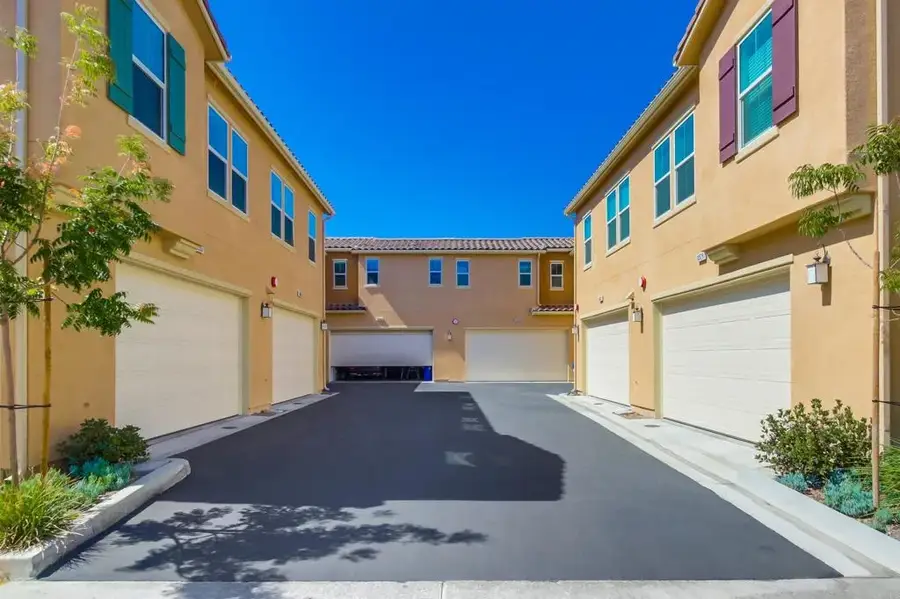 10541 Graphite Street, Spring Valley, CA 91977 - #2