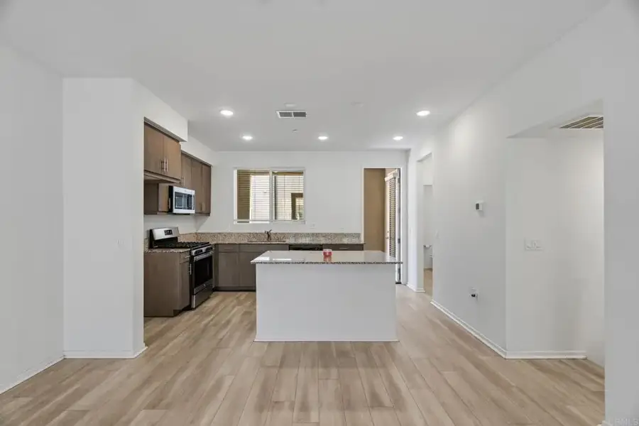 5280 Beachfront Cove #241, San Diego, CA 92154 - #3