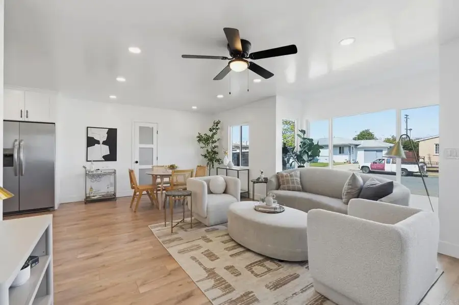 558 Jefferson Avenue, Chula Vista, CA 91910 - #3
