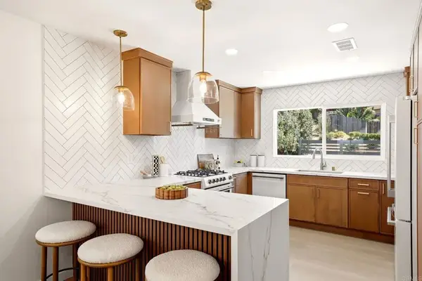 1024 Circle Drive, Escondido, CA 92025