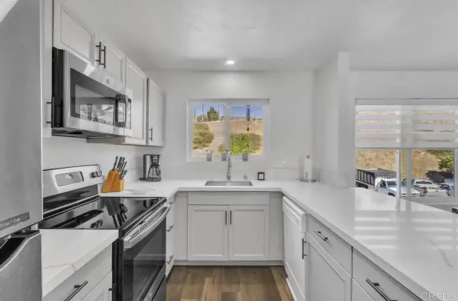 1679 Pentecost Way #6, San Diego, CA 92105 - #2