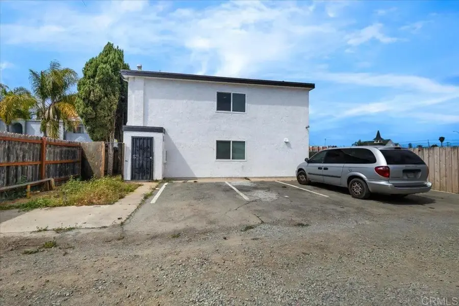 311 Zenith Street, Chula Vista, CA 91911 - #2