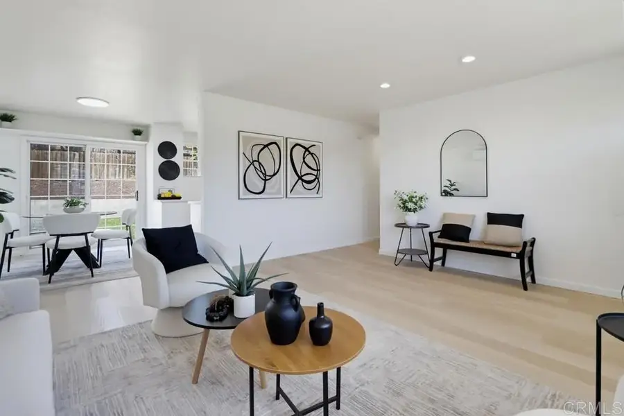 6954 Ballinger, San Diego, CA 92119 - #2