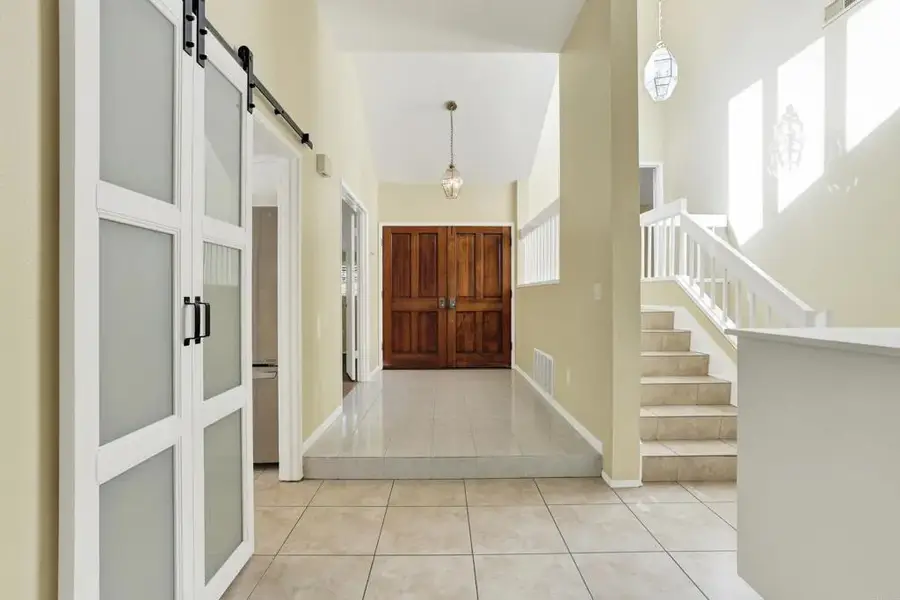 30 Rainbow Falls #17, Irvine, CA 92603 - #3