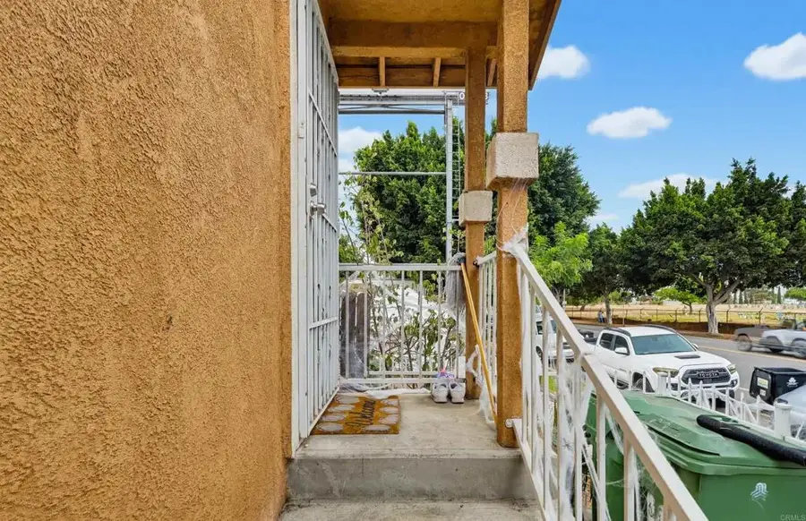 3231-1/2 E Cesar Chavez Avenue, Los Angeles, CA 90063 - #3
